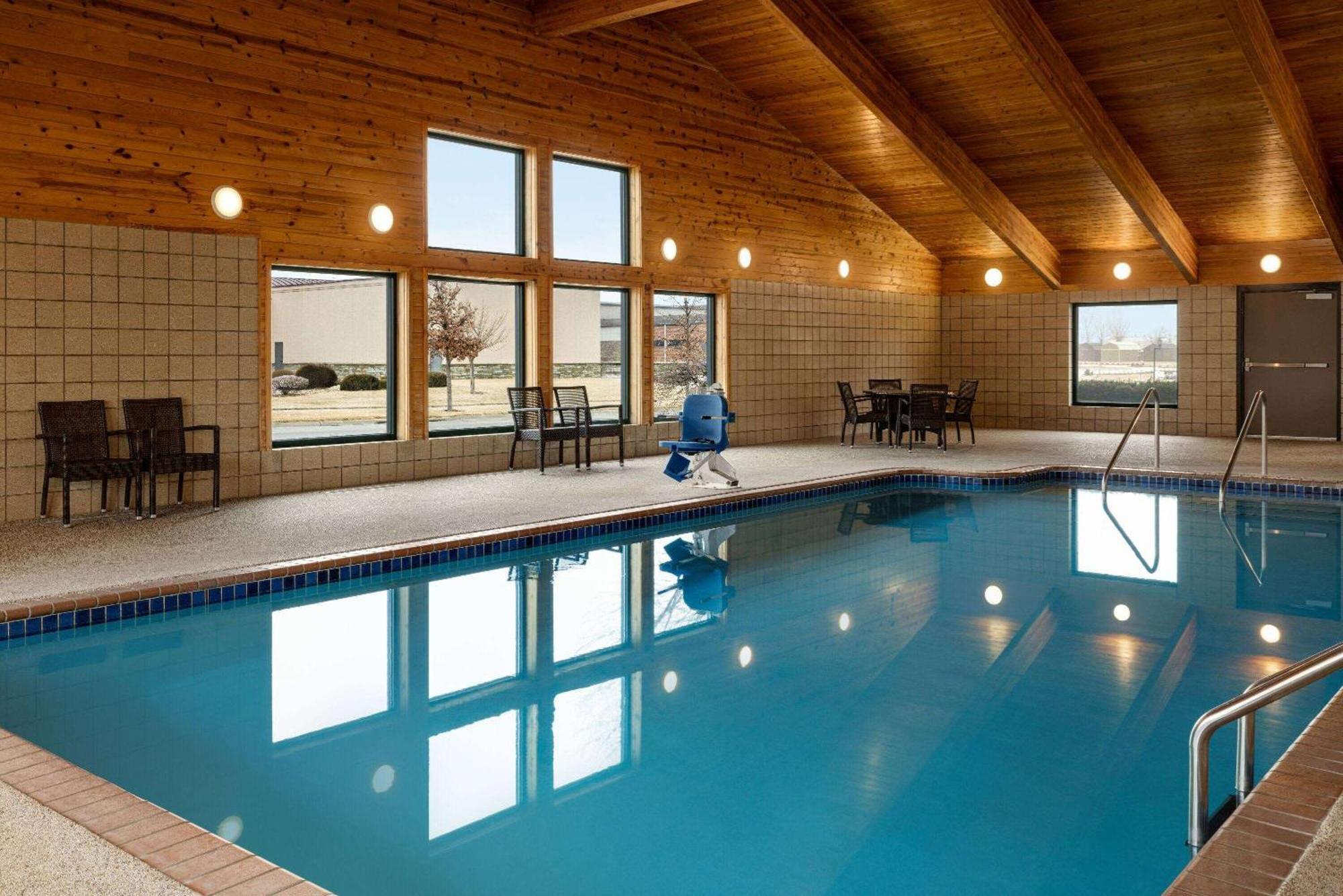 Americinn By Wyndham Lincoln South Εξωτερικό φωτογραφία